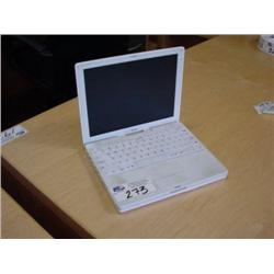 Apple I Book G3  700 Mhz/ 384 MB Ram/ 20 GB HD/