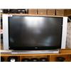 Image 1 : Toshiba 62" HD Widescreen Rear Projection  TV