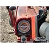 Image 8 : 1966 IH FARMALL 806 2WD TRACTOR
