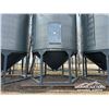 Image 2 : TWISTER 14 FT X 8 RING 2450 +/- BUSHEL HOPPER BIN
