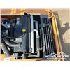 Image 24 : 2002 CASE CX210 HYDRAULIC EXCAVATOR