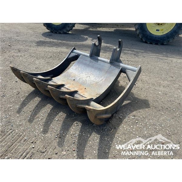EXCAVATOR BRUSH RAKE