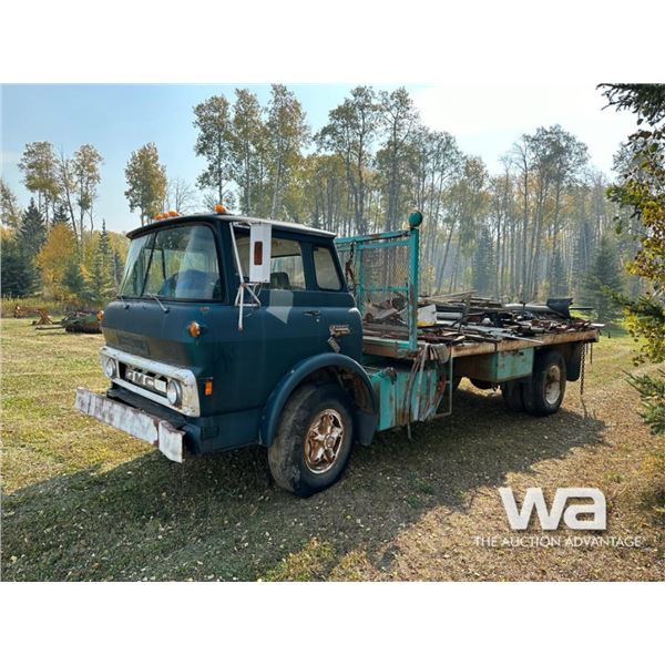1976 GMC 6500 CAB OVER S/A FLATDECK TRUCK