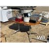 Image 3 : ANIMAL TRAP, ALUMINUM POT, FIRST AID KIT, TABLE