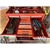 Image 8 : INTERNATIONAL TOOL CHEST W/ TOOLS