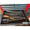 Image 8 : CRAFTSMAN TOOL CHEST & TOOLS