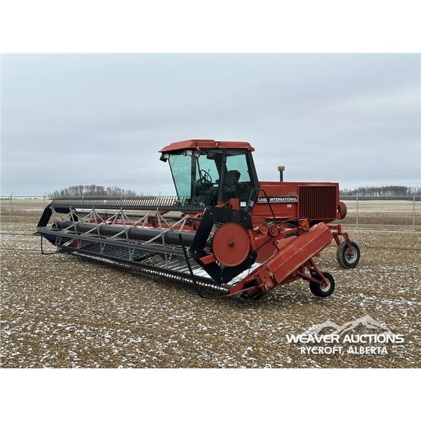 CASE INTERNATIONAL 8820 30 FT. SWATHER