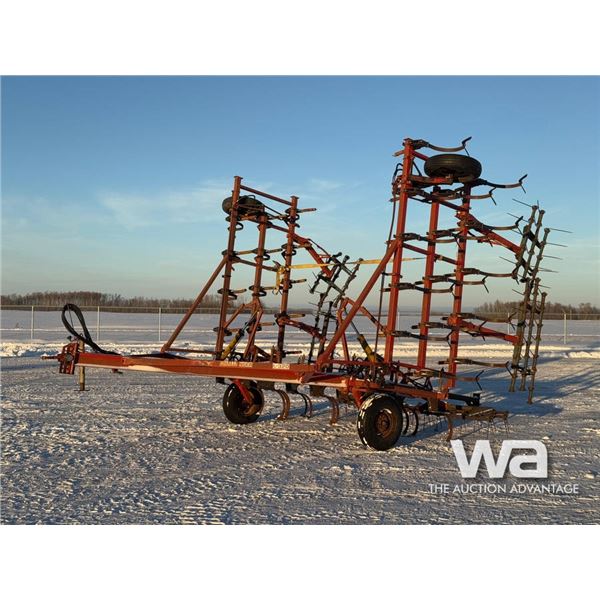 CHALLENGER L-320 36 FT. CULTIVATOR