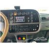 Image 13 : 2015 PETERBILT 367 TRI DRIVE SLEEPER TANK TRUCK