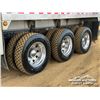 Image 41 : 2015 PETERBILT 367 TRI DRIVE SLEEPER TANK TRUCK