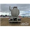 Image 60 : 2015 PETERBILT 367 TRI DRIVE SLEEPER TANK TRUCK