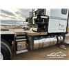 Image 52 : 2015 PETERBILT 377 TRI DRIVE SLEEPER WINCH TRACTOR