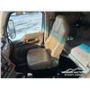Image 8 : 2015 KENWORTH T880 TRI DRIVE SLEEPER WINCH TRACTOR