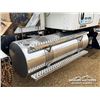 Image 48 : 2014 KENWORTH T800 TRI DRIVE SLEEPER TRUCK TRACTOR