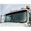 Image 60 : 2014 KENWORTH T800 TRI DRIVE SLEEPER TRUCK TRACTOR