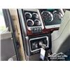 Image 75 : 2014 KENWORTH T800 TRI DRIVE SLEEPER TRUCK TRACTOR