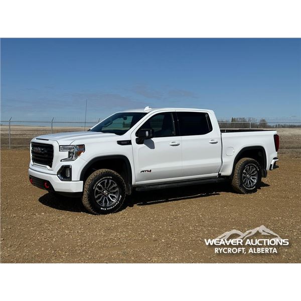 2022 GMC 1500 AT4 CREW CAB PICKUP