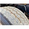 Image 38 : 2007 KENWORTH T800B TRIDRIVE SLEEPER TRUCK TRACTOR