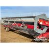 Image 6 : VERSATILE 2400 SWATHER HEADER