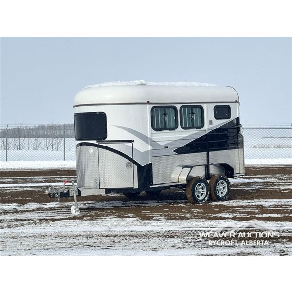 2023 13 FT. T/A LIVESTOCK ENCLOSED TRAILER