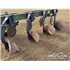 Image 14 : JOHN DEERE A2600 4 BOTTOM PLOW