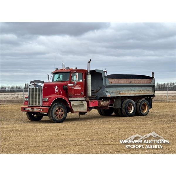1984 KENWORTH W900 T/A DUMP TRUCK
