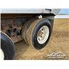 Image 38 : 2004 WESTERN STAR T/A SAND & PLOW TRUCK