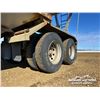 Image 14 : 2001 DOEPKER 36 FT. T/A GRAIN TRAILER