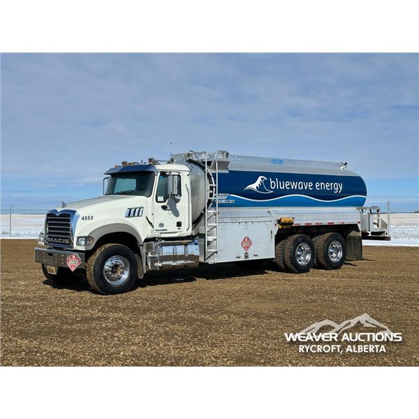 2015 MACK GU713 T/A 16820 LITRE FUEL TRUCK