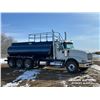 Image 2 : 2012 IHC PAYSTAR TRI DRIVE 20000 LITRE WATER TRUCK