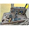 Image 9 : 2006 JOHN DEERE 7220 MFWD TRACTOR