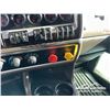 Image 21 : 2018 KENWORTH T800 TRI DRIVE SLEEPER TRUCK TRACTOR