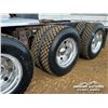 Image 47 : 2018 KENWORTH T800 TRI DRIVE SLEEPER TRUCK TRACTOR