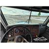 Image 8 : 2003 KENWORTH T800 T/A TRUCK TRACTOR