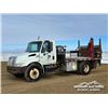 Image 1 : 2002 INTERNATIONAL 4300 S/A FLATBED BOOM TRUCK