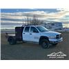 Image 2 : 2006 DODGE RAM 3500HD CREW CAB FLATBED TRUCK