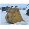 Image 3 : FINNING 44 IN. EXCAVATOR DIGGING BUCKET