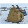 Image 4 : FINNING 44 IN. EXCAVATOR DIGGING BUCKET