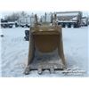 Image 7 : FINNING 44 IN. EXCAVATOR DIGGING BUCKET