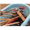 Image 7 : POLY WATER TUB W/MISC SHOP & GARDEN TOOLS