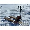 Image 2 : 5500 LB. INDUSTRIAL PALLET JACK