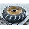 Image 2 : (1) 10-24 TRACTOR TIRE & RIM