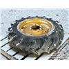 Image 4 : (1) 10-24 TRACTOR TIRE & RIM
