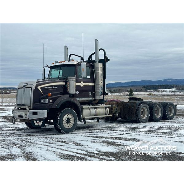2019 WESTERN STAR 4900SA TRI DRIVE LOG TRUCK