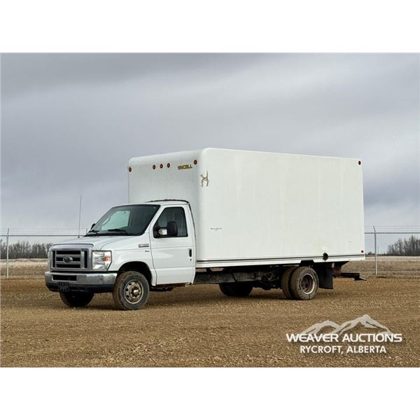 2012 FORD E450 S/A CUBE VAN TRUCK