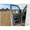 Image 7 : 2012 FORD E450 S/A CUBE VAN TRUCK