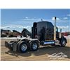 Image 3 : 2021 KENWORTH W900 T/A SLEEPER TRUCK TRACTOR