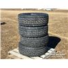 Image 1 : (4) GRIZZLY 35X12.50 R18 TIRES