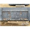 Image 5 : 102 IN. SKID STEER SNOW / MULCH BUCKET