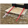 Image 6 : 4 FT. SKID STEER BALE FORK ATTACHMENT